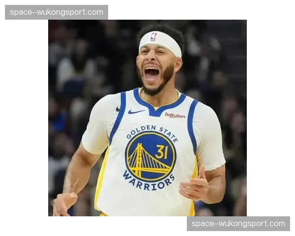 勇士签下发展联盟盖帽王查尔斯·巴锡，应对内线伤病潮